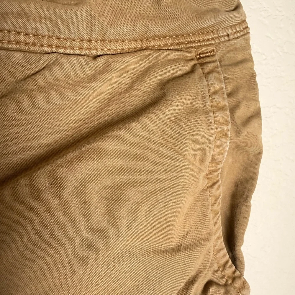 American Eagle Outfitters Men's Sz 33 Khaki Shorts